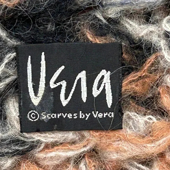 Vera Scarf - Picture 3 of 4